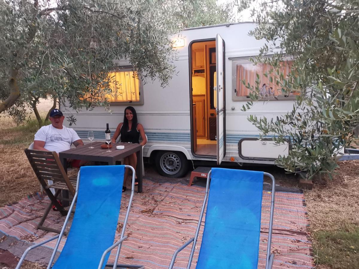 Jacuzi Cottage In The Olive Grove Pula Bagian luar foto